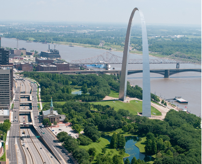 A Plan For The Gateway Arch Leaves A St Louis Highway In Place