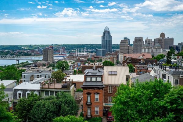 Aeriel view of buildings and trees in the downtown Cincinnati, Ohio area