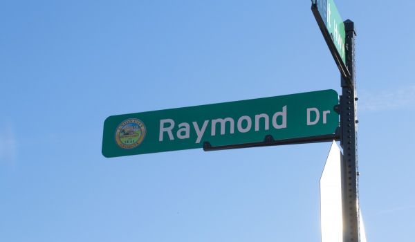 Raymond Drive street sign