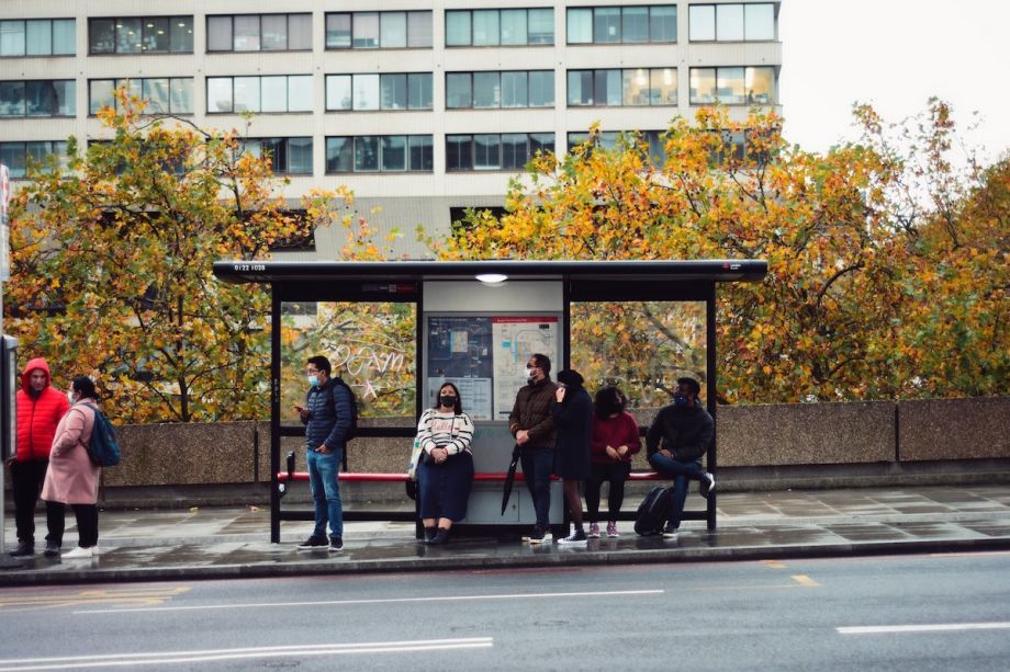 bus shelter / bus stop
